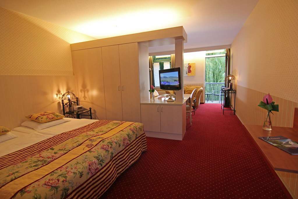 Hotel Restaurant Oolderhof Bv Roermond Pokoj fotografie