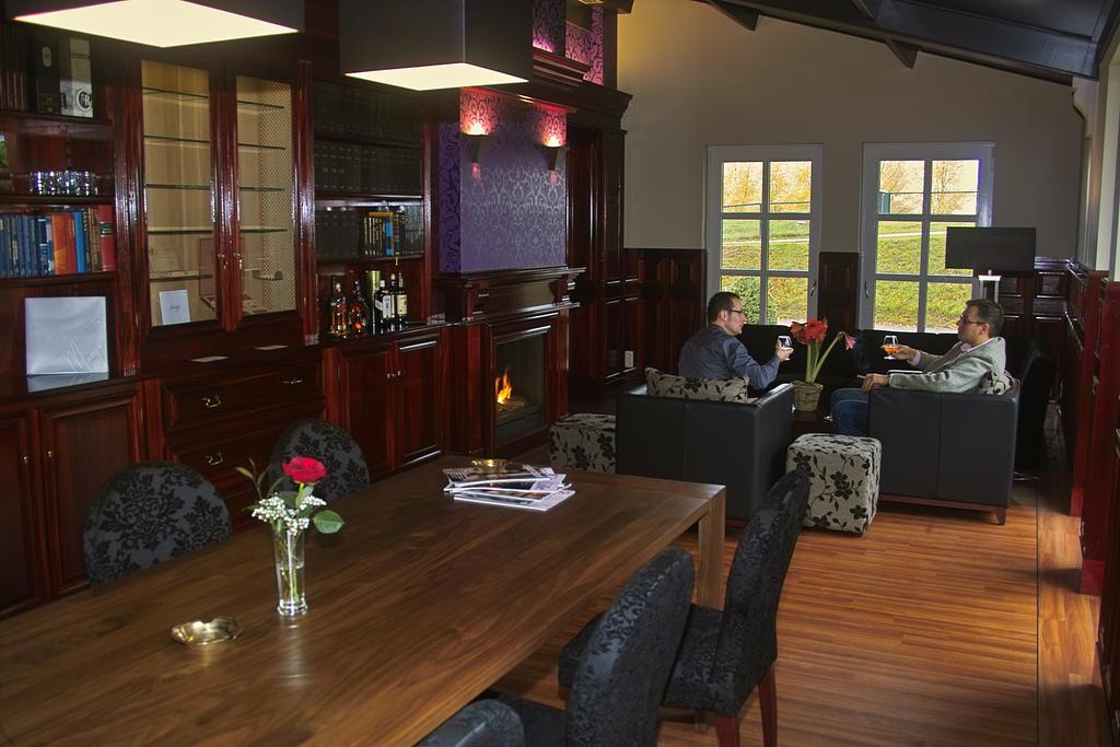 Hotel Restaurant Oolderhof Bv Roermond Exteriér fotografie